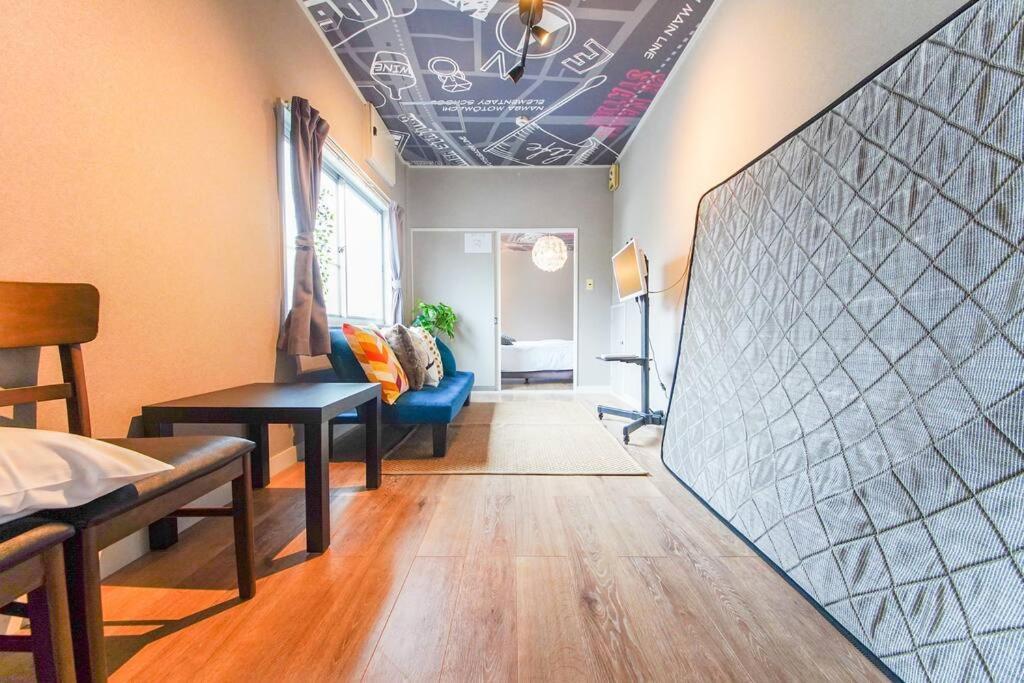 Sanacion Namba 難波千日前の5Ldk120平米 駅徒歩2分 広々バルコニーでバーベキューも可能 Apartman Oszaka Kültér fotó